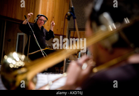 Bigband im Tonstudio, London Stockfoto