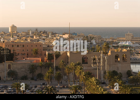 Gesamtansicht über die Stadt Tripolis zeigt das Schloss Libyen Stockfoto