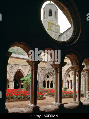 Kloster in Fontfroide Abbey in der Nähe von Narbonne Aude-Frankreich Stockfoto