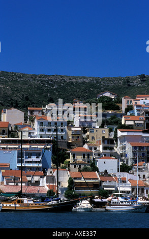 Gesamtansicht der Hafen und der Hafen von Pythagorio Samos Insel Griechenland Stockfoto