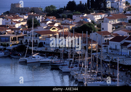 Überblick über den Hafen und der Hafen von Pythagorio Samos Insel Griechenland Stockfoto