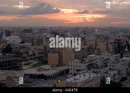 Gesamtansicht über die Dächer der Stadt von Tripoli Libyen Stockfoto