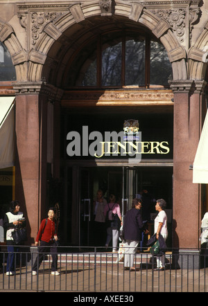 dh Jenners PRINCES STREET EDINBURGH Shop vor der Tür mit Einkäufern, Geschäften Stockfoto