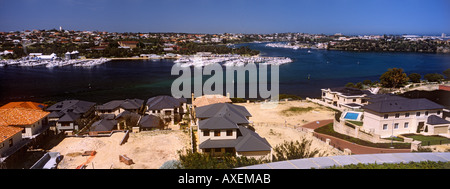 Blick über niedrigere Swan River, Swan Yacht Club East Fremantle Perth Western Australia Panorama Stockfoto