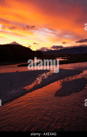 Sonnenuntergang Ahuriri Fluss Omarama North Otago Neuseeland Südinsel Stockfoto