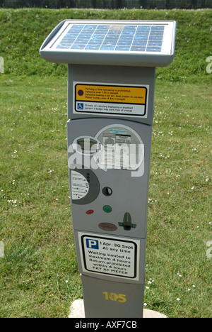 Burnham auf Meer Meer Hightech Parkplatz Gebühr Maschine & Solar-panel Stockfoto