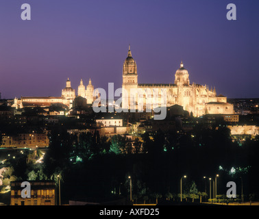 Salamanca Castilla Leon Spain in der Nacht hautnah Stockfoto