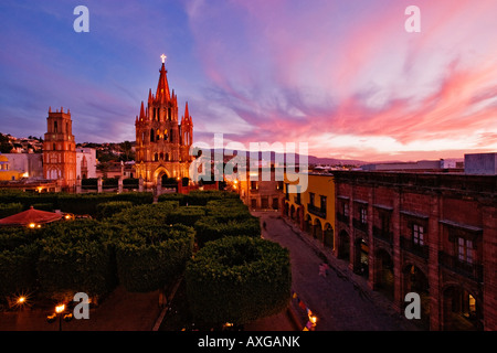 San Miguel de Allende in der Abenddämmerung, Mexiko Stockfoto