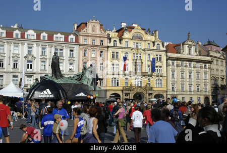 Prag, Stadtzentrum, Häuserzeile Stockfoto