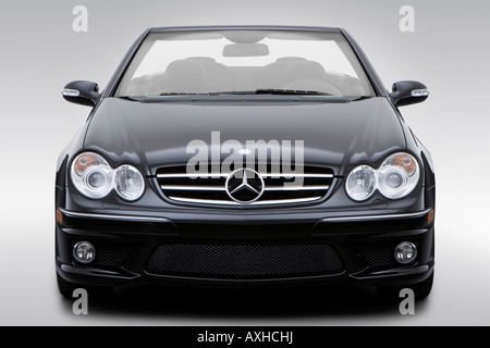 2008 Mercedes-Benz CLK-Klasse CLK63 AMG in schwarz - Low/Wide Front Stockfoto