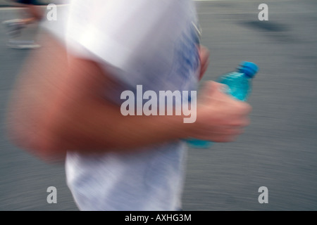 Läufer im Straßenrennen Stockfoto