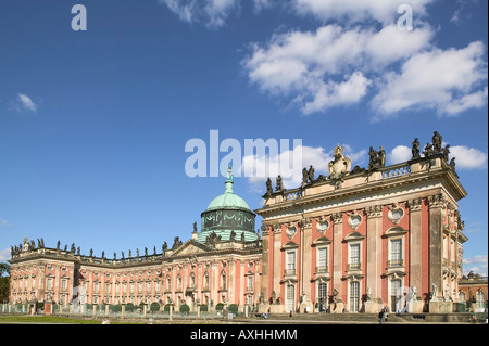 Der neue Palast Schloss in Potsdam Berlin Deutschland Europa Architektur Wahrzeichen Königspalast barocke historische Brandenburg Ansicht Stockfoto