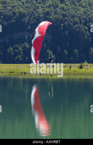 Paramotor Diamond Lake Paradise in der Nähe von Glenorchy Queenstown Region Südinsel Neuseeland Stockfoto