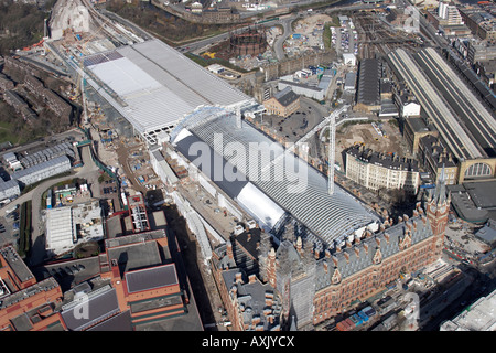 Hohen Niveau schrägen Luftbild Norden St. Pancras Station und King s Cross Station London NW1 England UK Feb 2006 Stockfoto