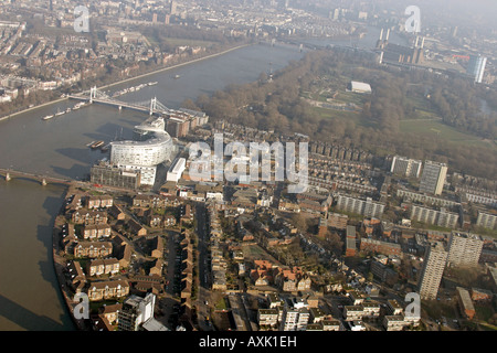 Hohen Niveau schrägen Luftbild östlich von Themse mit Battersea Park und Bridge London SW11 England UK Januar 2006 Stockfoto