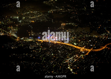 Hohen Niveau schrägen Luftaufnahme in der Nacht von Verkehrsflugzeugen von North Sydney New South Wales NSW Australia Stockfoto