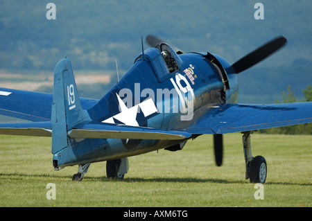 Grumman Hellcat F6F während französische Oldtimer Flugschau in La Ferte Alais, Frankreich Stockfoto