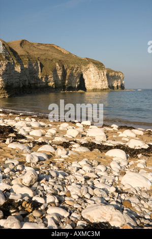 North Landing Strand im Winter Flamborough East Yorkshire England Großbritannien Vereinigtes Königreich GB Großbritannien Stockfoto