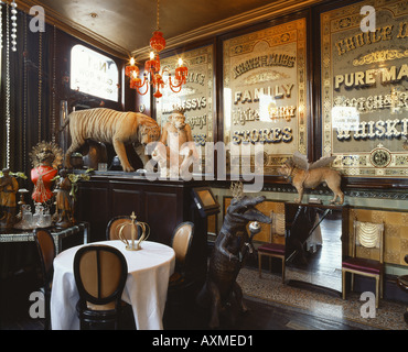 LES TROIS GARCONS Stockfoto