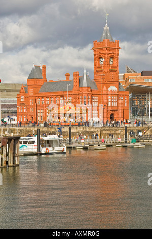 Das Pierhead Gebäude, ehemaliger Sitz der Bute Dock Company in Cardiff Bay. Stockfoto