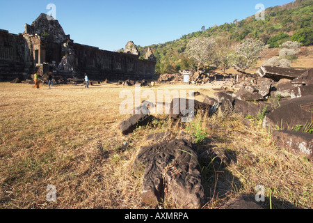 Zerstreuten Steinen Wat Phu, Laos Stockfoto