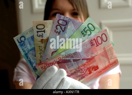 BANK OF SCOTLAND STELLT EINE NEUE SERIE VON BANKNOTEN IM JAHR 2007 Stockfoto