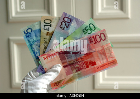 BANK OF SCOTLAND STELLT EINE NEUE SERIE VON BANKNOTEN IM JAHR 2007 Stockfoto