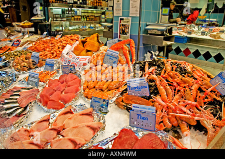 Poissonnerie Quoniam Fischhändler Rue Mouffetard in Paris Französisch Stockfoto