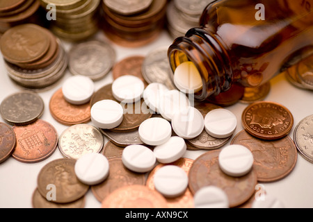 National Health Service Medizin Rezeptgebühren Bar Geld Drogen Stockfoto