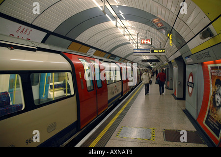 U-Bahnstation Green Park in London, Großbritannien Stockfoto