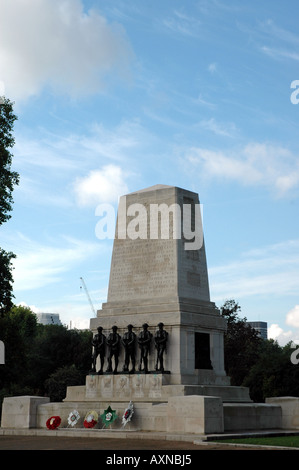 War Memorial entworfen von Harold Chalton Bradshaw in London, Großbritannien Stockfoto