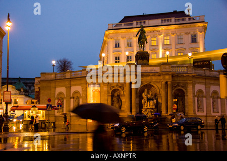 äußere Albertina Museum Duk oder Nacht in Wien Österreich Stockfoto