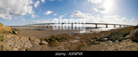 Horizontale Panoramablick des Zweiten Severn Bridge [ail groesfan Hafren] aka der Prinz von Wales Brücke (Pont Tywysog Cymru) der "Severn-estuary Kreuzung Stockfoto