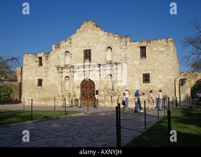 Ein Blick auf The Alamo in der Innenstadt von San Antonio Stockfoto