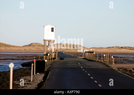 Die Gezeiten Causeway Lindisfarne Holy Island Northumberland England Stockfoto