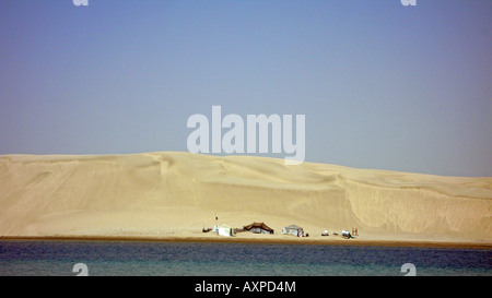 Zelte in Khor al Udaid (Binnenmeer), Katar. Stockfoto