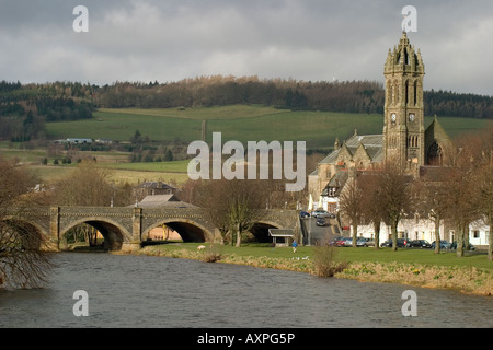 Schottland Grenzen Peebles Kirche Brücke & Fluss Tweed Stockfoto