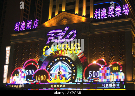 Nacht Skyline/Rio Casino, Macau, China. Stockfoto