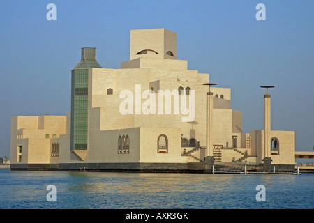 Das Museum für Islamische Kunst (MIA), entworfen von im Pei, Doha, Katar, wurde 2008 eröffnet. Stockfoto