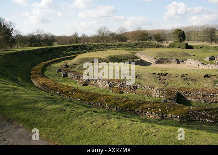 Reste des zweiten Jahrhunderts römischen Theaters von Verulamium, St Albans, Hertfordshire. Ca. AD140 errichtet. Stockfoto