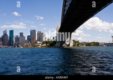 Circular Quay, Campbells Cove, Dawes Point, Walsh Bay und die Harbour Bridge von Milsons Point. Stockfoto