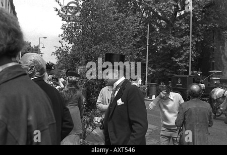 Film der Liebe unter den Ruinen Stockfoto