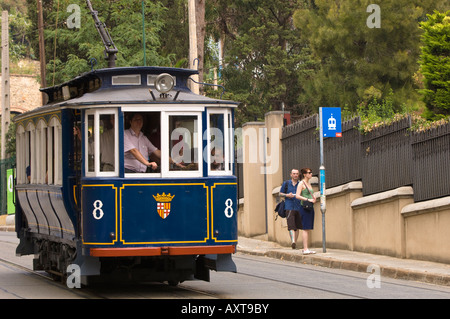 Tramvia Blau auf Av Tibidabo Tibidabo Barcelona Catalunya Spanien Stockfoto