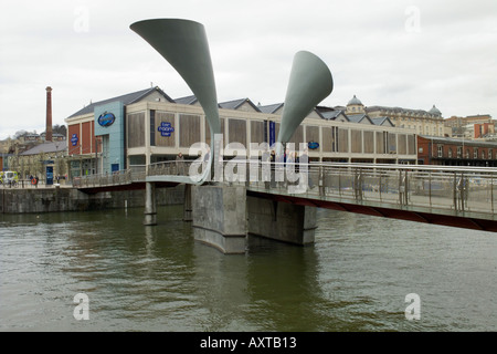 Peros Brücke St. Augustines Reichweite Bristol Millenium Bridge entworfen von Ove Arup 1998 Stockfoto