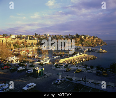 Geographie / Reisen, Türkei, Alanya, Hafen, Angeln und Marina, Boote, Becken, "türkische Riviera" Hafen in der Dämmerung Stockfoto