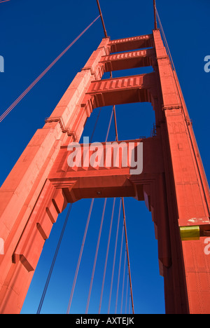 Turm von der Golden Gate Bridge in San Francisco Stockfoto