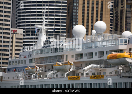 MS Black Watch angedockt in circular Quay, Sydney, Australien Stockfoto