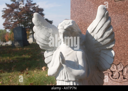 Ein Upstate NY Friedhof gegründet 1861, Soldaten unterzubringen, die im Bürgerkrieg gestorben weiterhin als Begräbnisstätte dienen Stockfoto