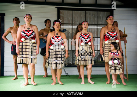 Whakarewarewa Maori Krieger Tänzer Neuseeland Stockfoto