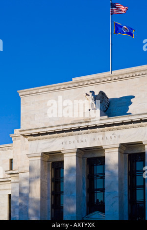 Die Fed, Federal Reserve Bank, Washington DC. Haupteingang auf der Constitution Avenue in der Nähe der National Mall. Stockfoto